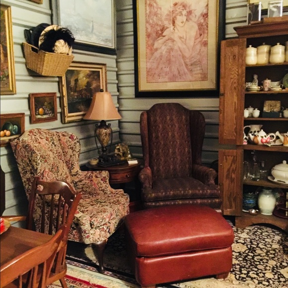 Meet your Posher, Vicki - Picture 2 of 5